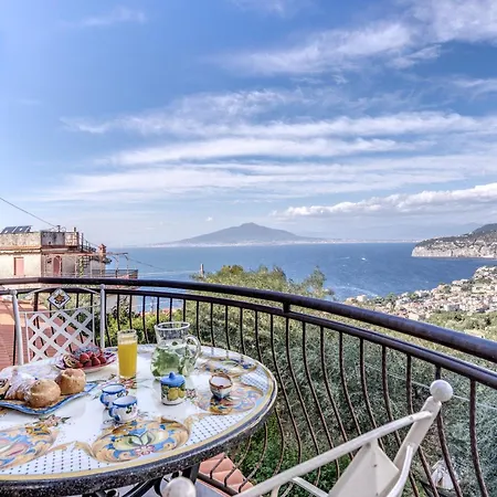 Villa Caruso Sorrento Private Heated Pool & Sea View Villa Sorrente