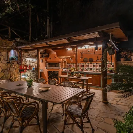 Villa Caruso Private Heated Pool & Sea View Sorrento
